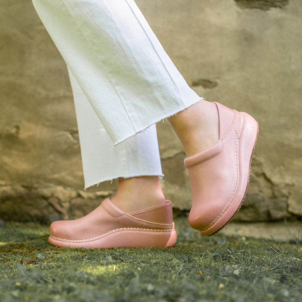 Dansko Platform Pro size 38